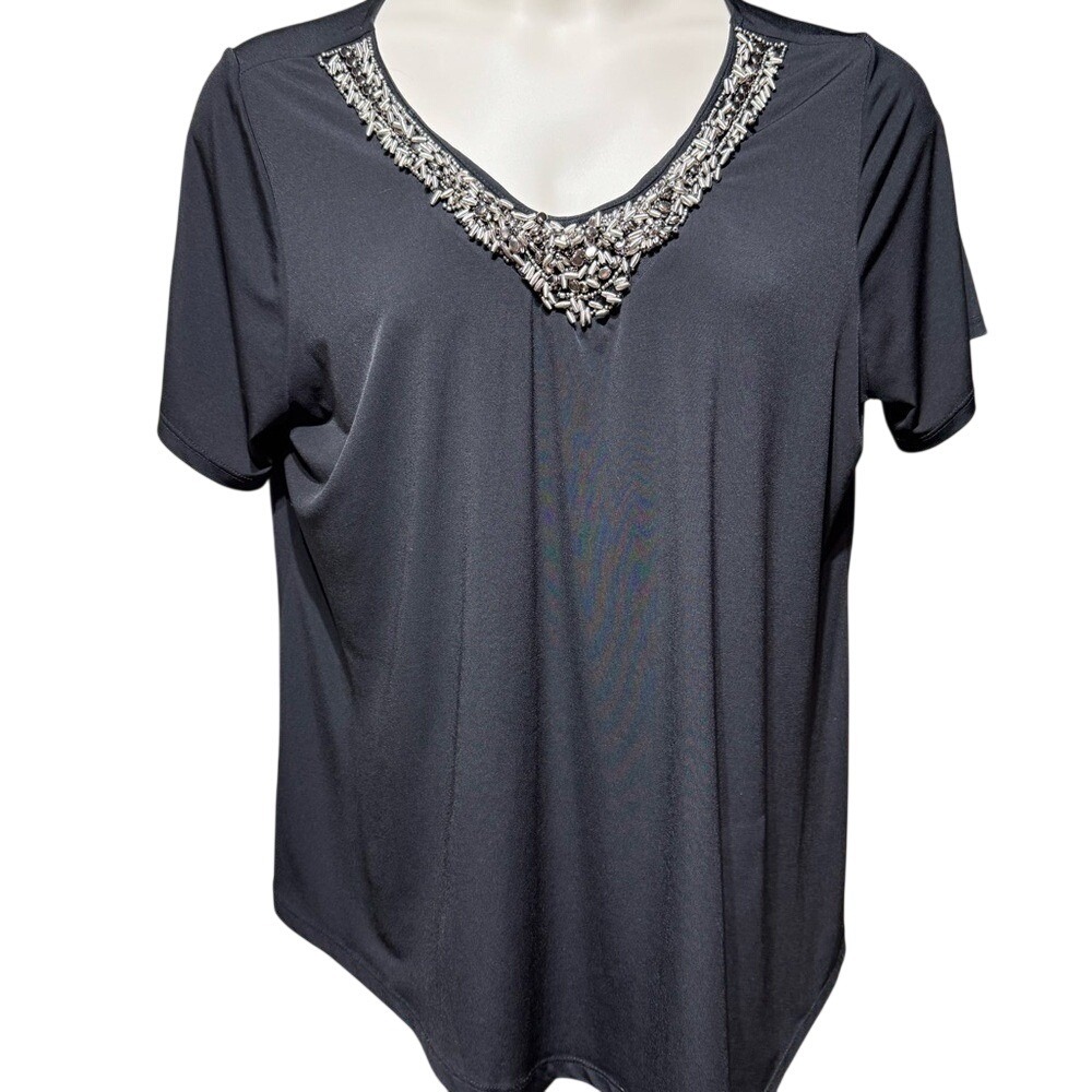 Avenue‎ 18/20 Women Black Short Sleeve Blouse Silver Beaded V-Neck Top Emblishec